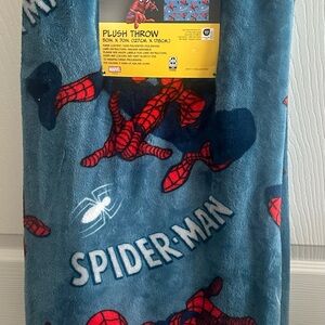 Marvel Spider-Man Plush Throw - Blue and Red
